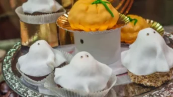 Halloween Dessert Table